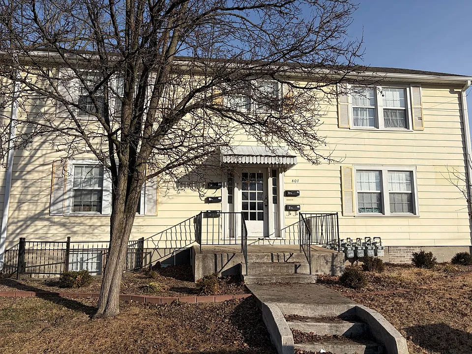 407 Pecan St