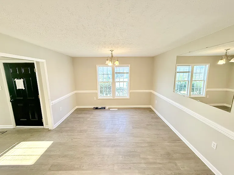 52 Linsey Ct — Photo 12