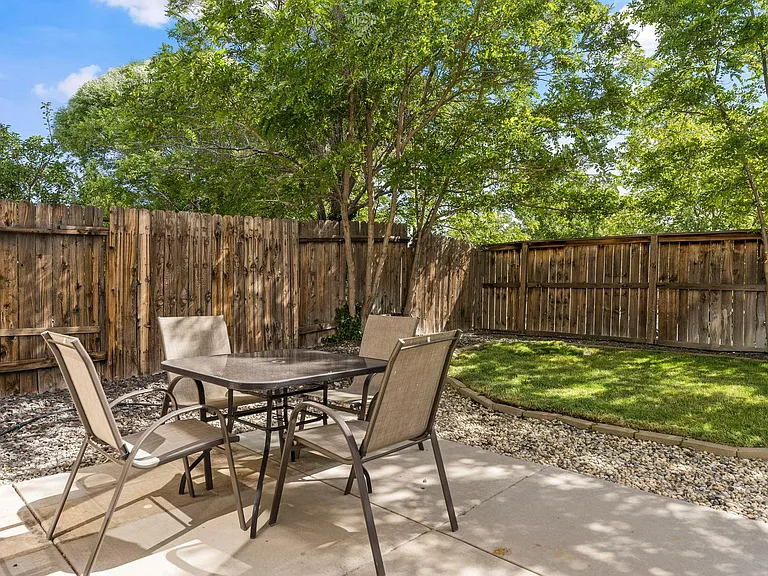10640 Arbor Way — Photo 30