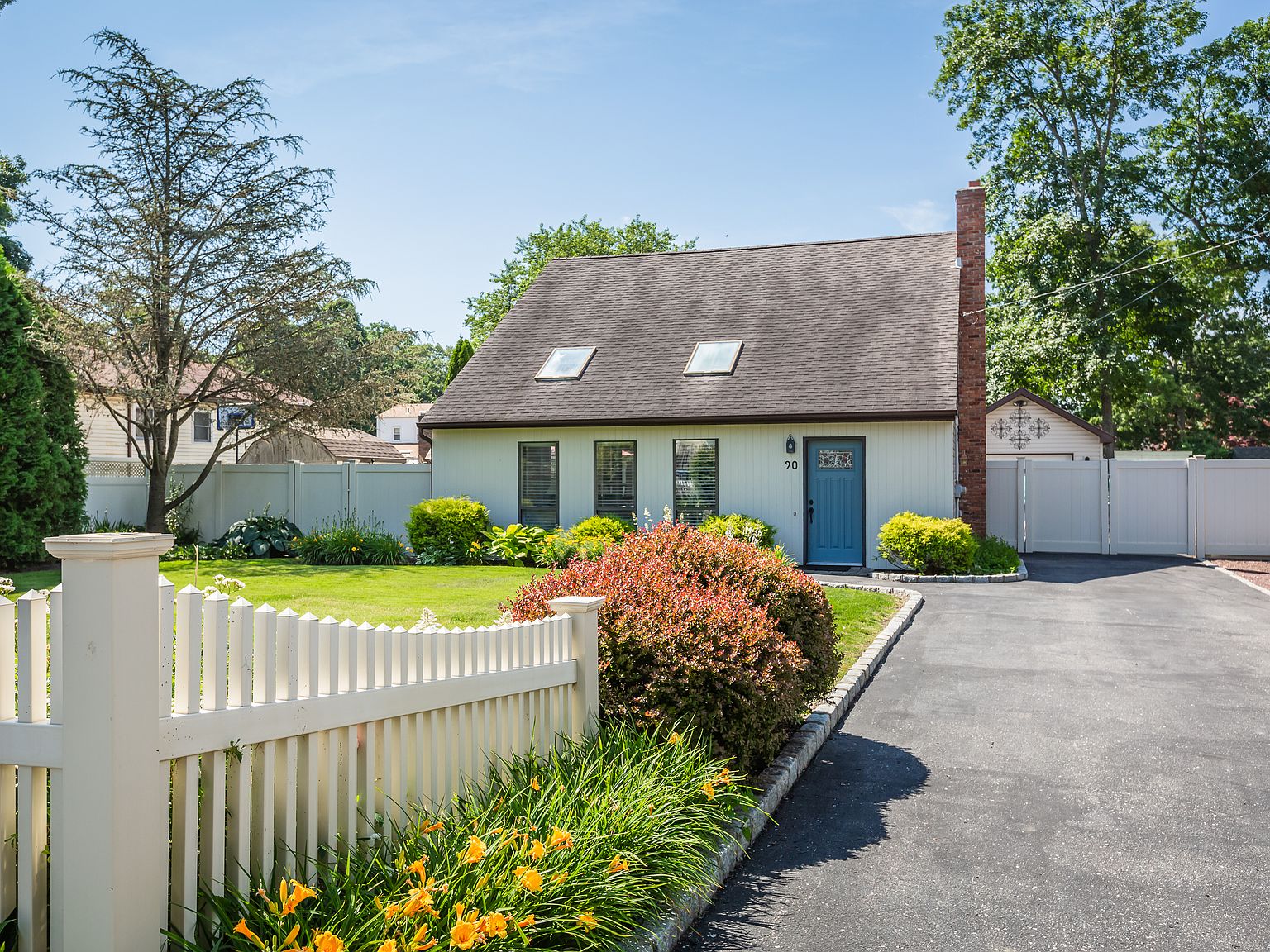 house on the hill パンツ90 argyle 90 Argyle Rd, Langhorne, PA 19047 | Compass