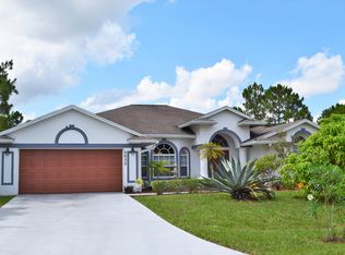 5652 NW Krin Ct, Port Saint Lucie, FL 34986