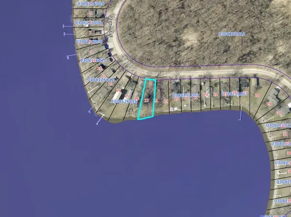 10185 237th Ave, Spirit Lake, IA 51360