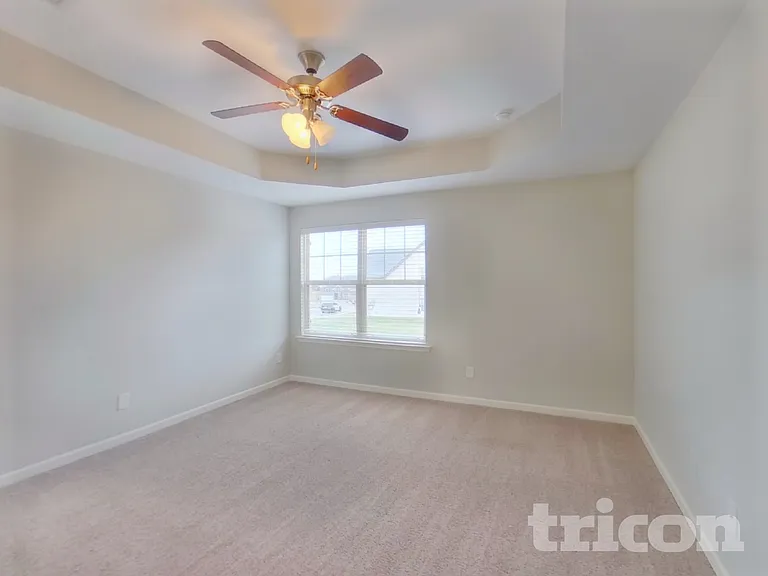 1048 Solomon Ln — Photo 8
