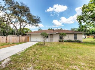 499 Judith Ave, Fruitland Park, FL 34731