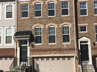 9050 Isabel Ln, Manassas Park, VA 20111