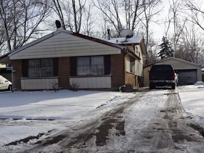 321 Farragut St, Park Forest, IL, 60466
