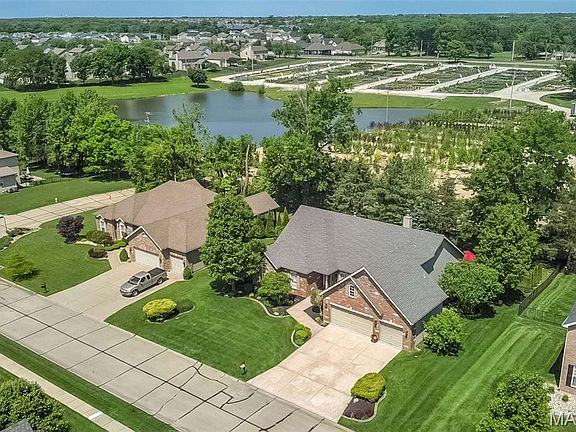 2nd image of 233 Fox Haven Dr