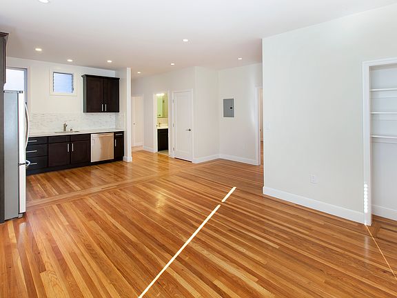 5th image of 1370 Taylor St APT 9