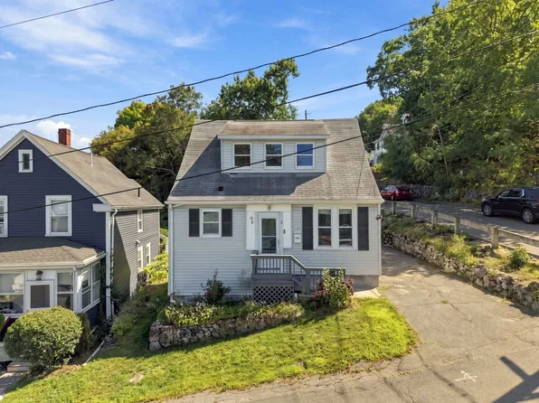 6 Clifton Ave, Saugus, MA 01906