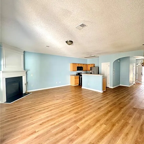 3871 Pleasant Oaks Dr — Photo 7
