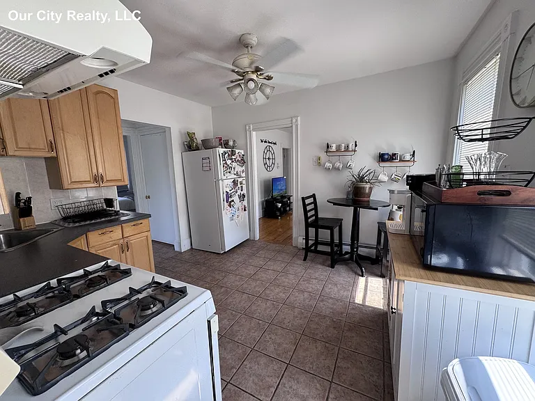 70 Holland St #3 — Photo 14
