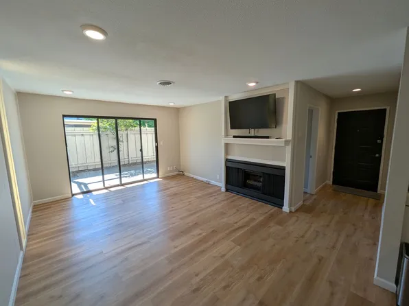 2650 Jones Rd, Walnut Creek, CA
