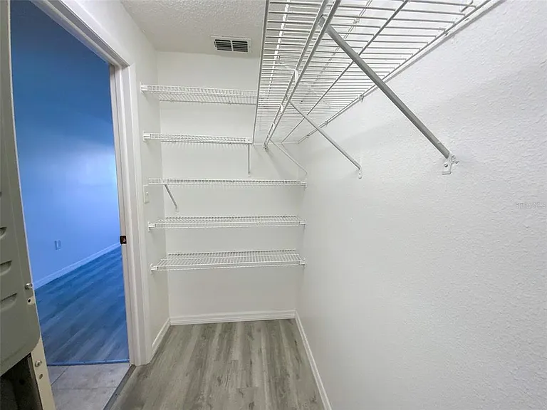 6036 Chesham Dr #5 — Photo 17