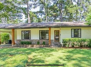 3975 Berkley Dr, Jackson, MS 39211