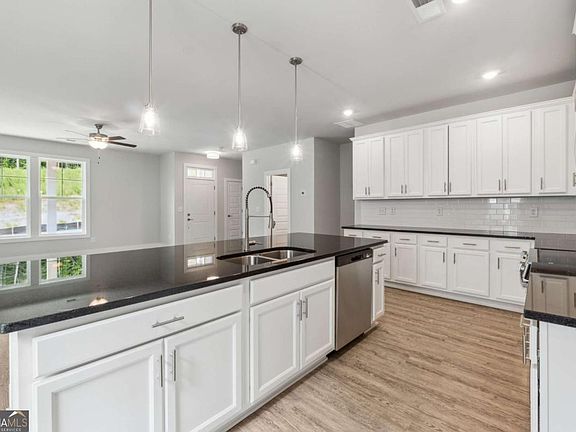 7th image of this home