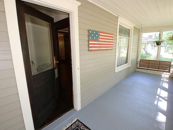 5th image of 1110 Hill Ave