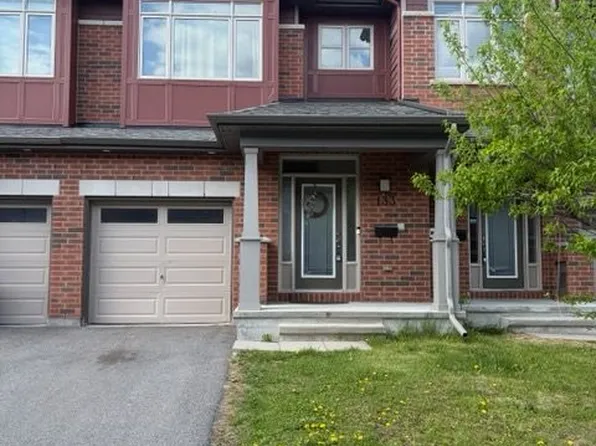 133 Overberg Way, Ottawa, ON K2S 0V9