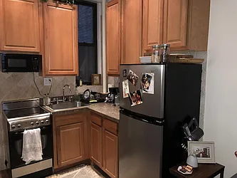 Rented by R New York
