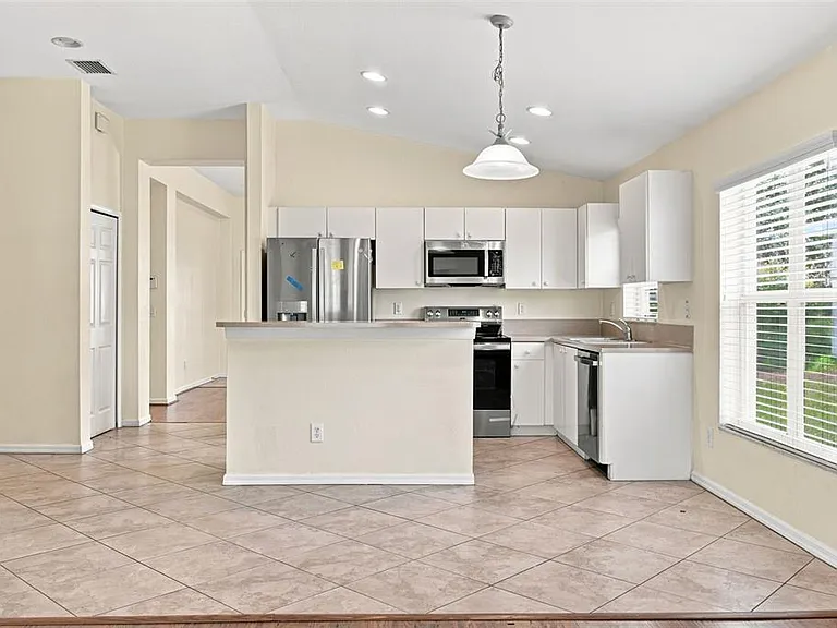 11331 Coconut Island Dr — Photo 10