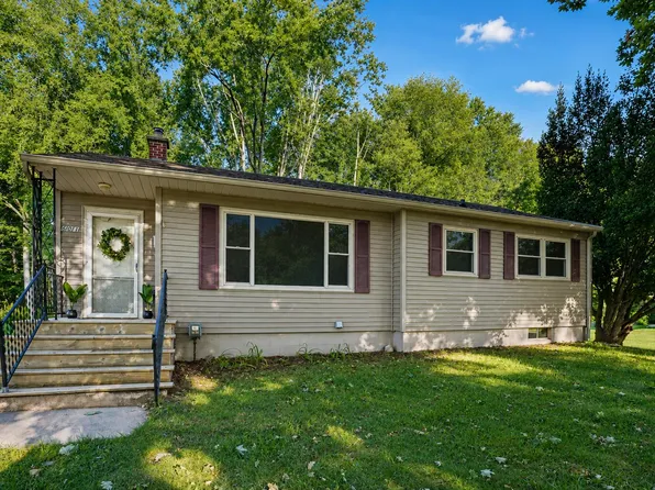 601 Marcelletti Ave, Paw Paw, MI 49079