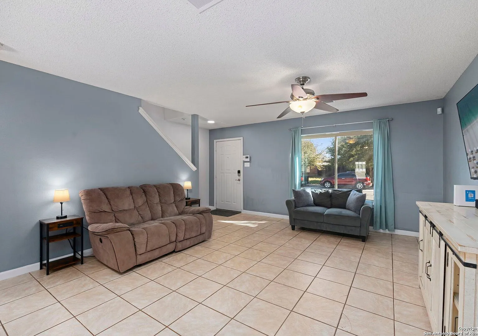 Well-Maintained 3-Bedroom Home Ideal for Students & Professionals! — Photo 4
