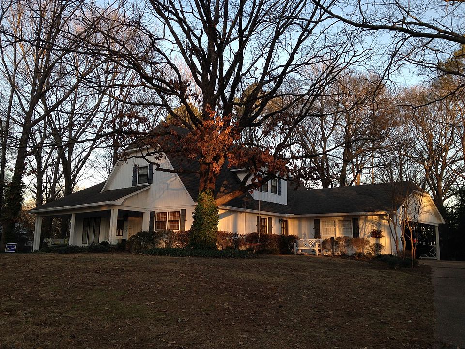 1st image of 1942 Carolyn St