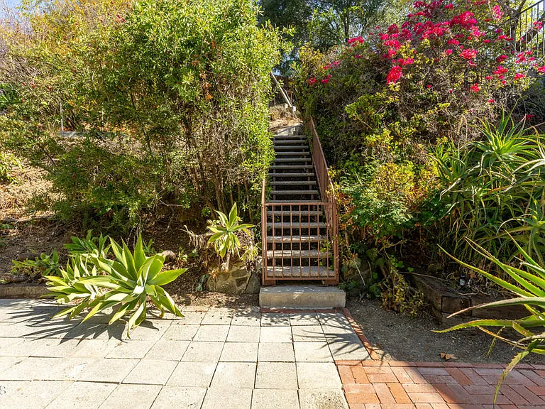 1425 Brixton Rd — Photo 30