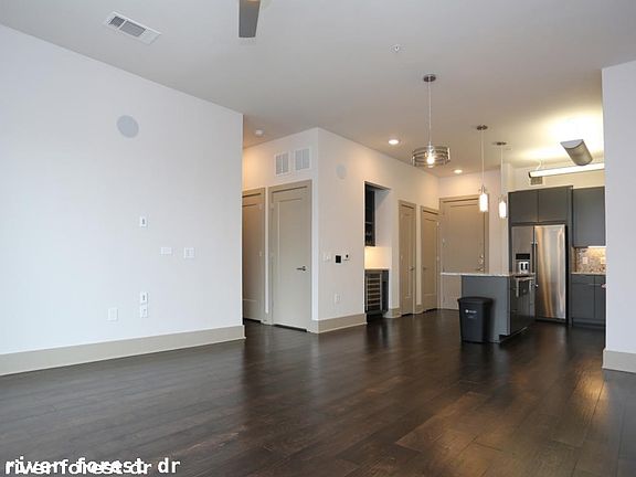 5th image of 14627 River Forest Dr #511