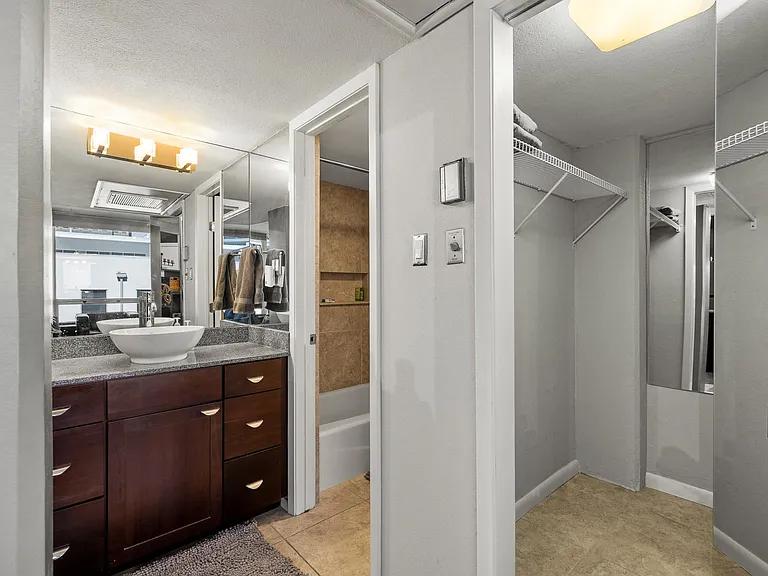 1212 Guadalupe St #406 — Photo 10