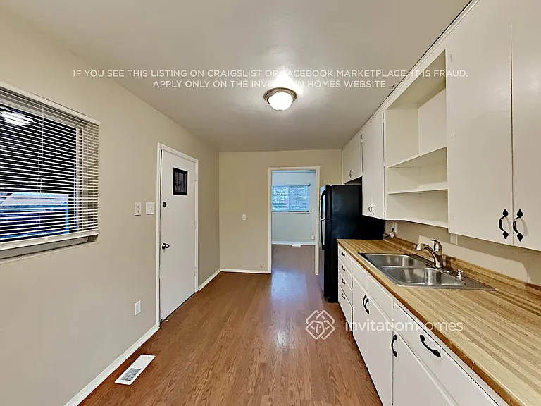 9240 Wigham St — Photo 10