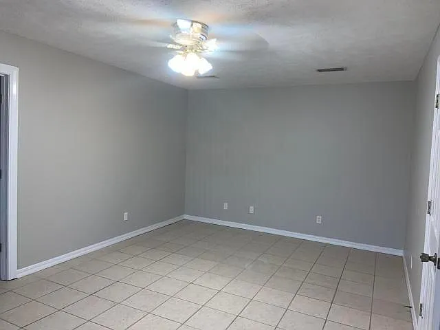 1183 Saint Andrews Ln — Photo 12