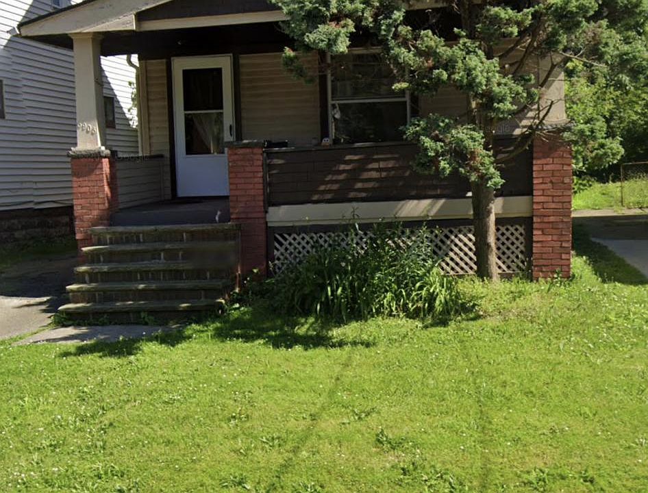 1st image of 8908 Tioga Ave #D