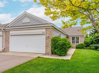 2820 Century Trl, Chanhassen, MN 55317