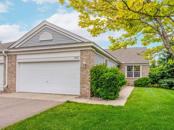 2820 Century Trl, Chanhassen, MN 55317
