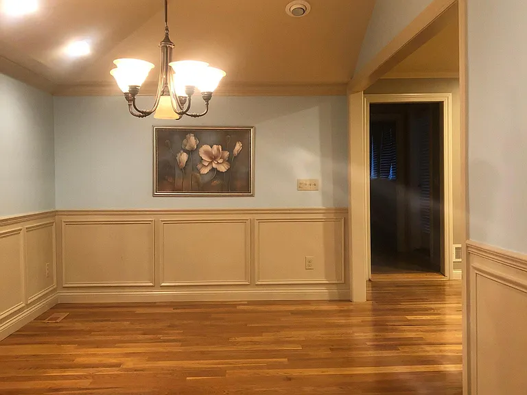 370 Charleston Ave — Photo 8