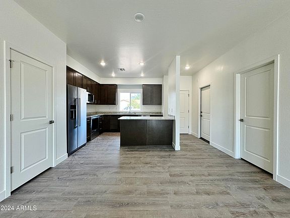 5th image of 14332 S ACAPULCO Road