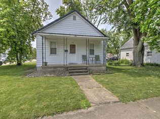 1212 E Washington St, Clinton, IL 61727