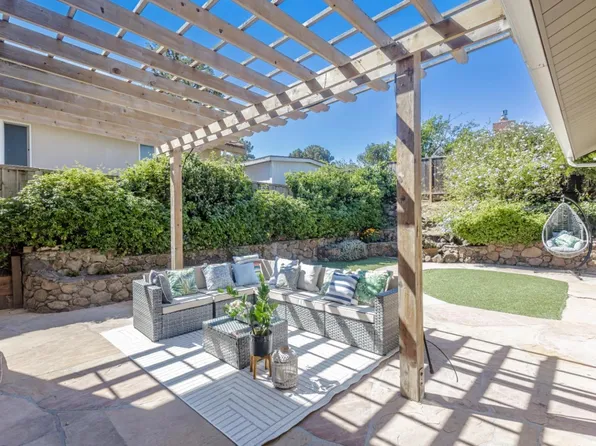 3915 Christian Dr, Belmont, CA 94002
