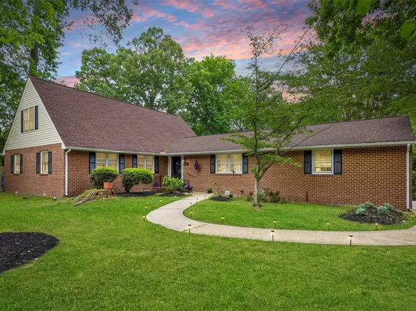 116 Stevens Rd, Newport News, VA 23608