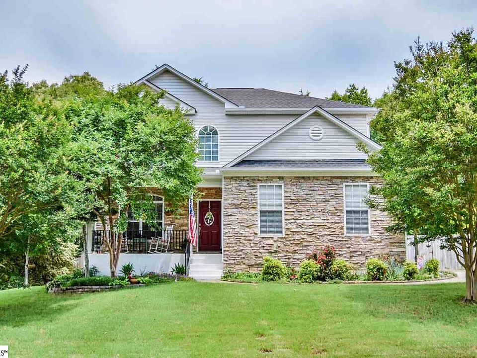 1st image of 309 Lake Lennox Dr
