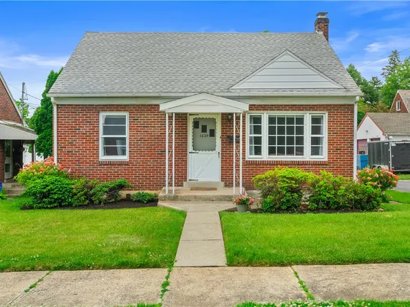 1629 Linwood St, Bethlehem, PA 18017