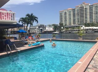 2900 NE 30th St #E2, Fort Lauderdale, FL 33306