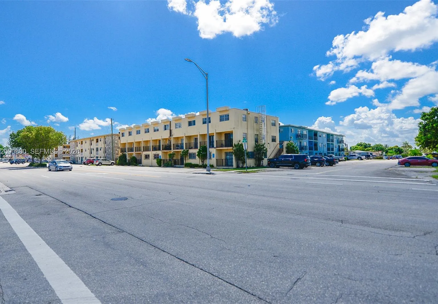 Garsan Apts Inc Condo — Photo 3