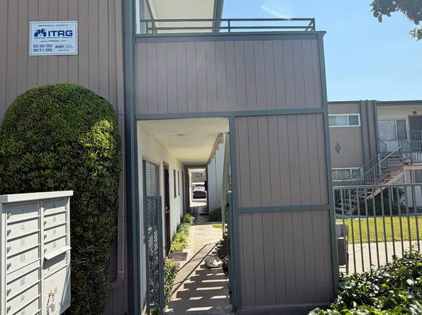 318 W Artesia St APT 6, Pomona, CA 91768