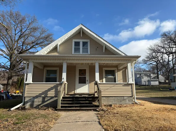 413 S Gates St, Oakland, IA 51560