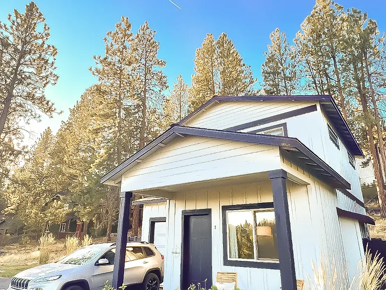 SW Century Dr — Photo 11