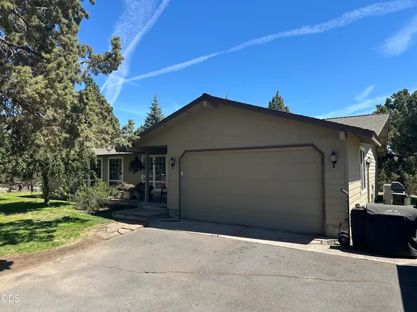 23348 Chisholm Trl, Bend, OR 97702
