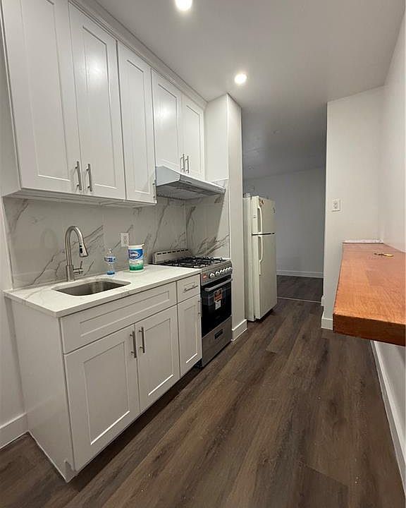 1st image of 4415 8th Avenue #3R
