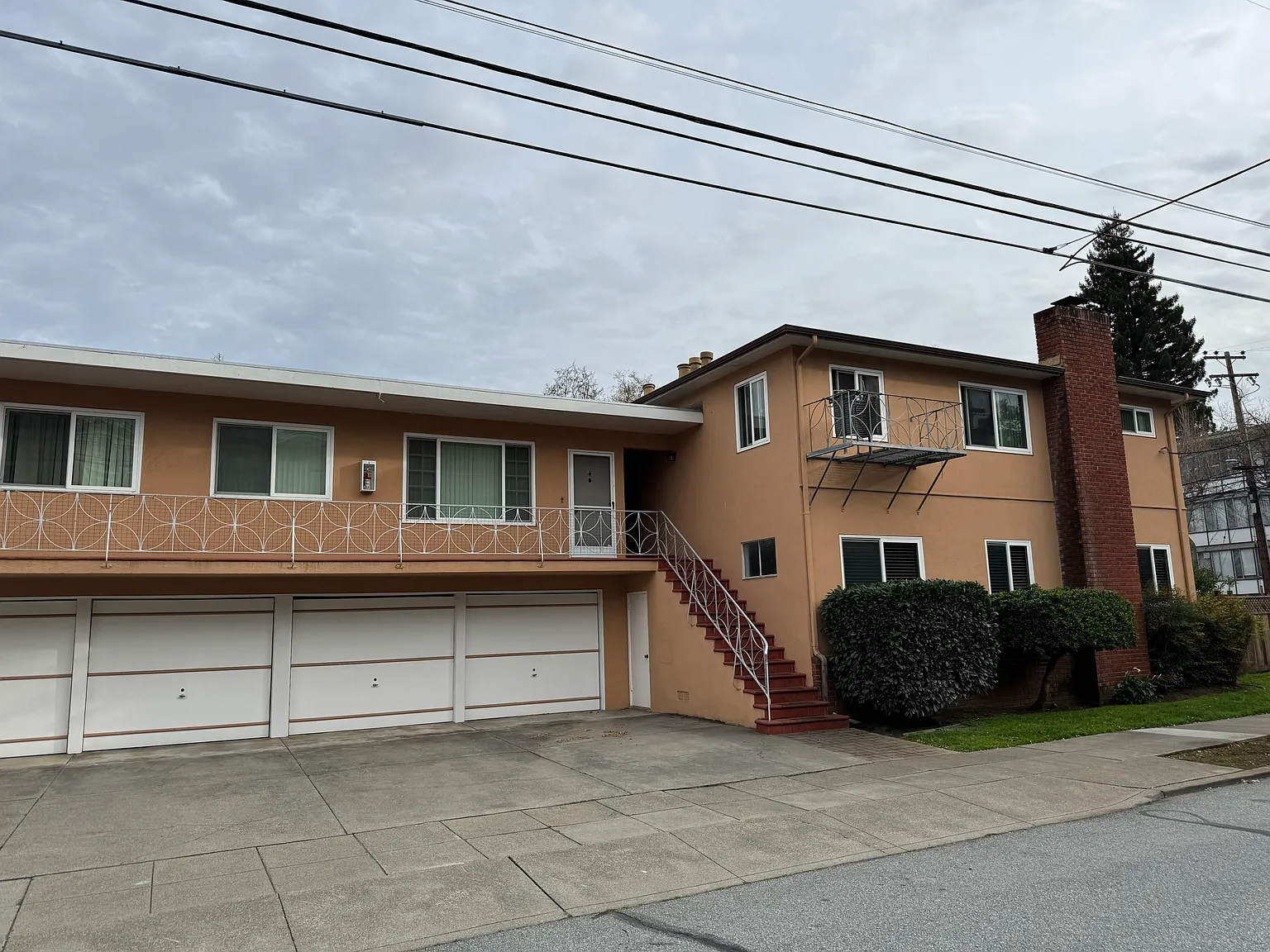1 bed, 687 sqft, $2,350 — Photo 1