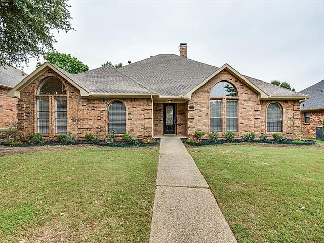 1st image of 2312 Highland Heights Ln